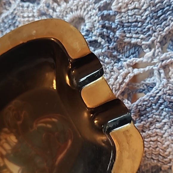 Metal Isreal Painted Ashtray - Picture 3 of 4